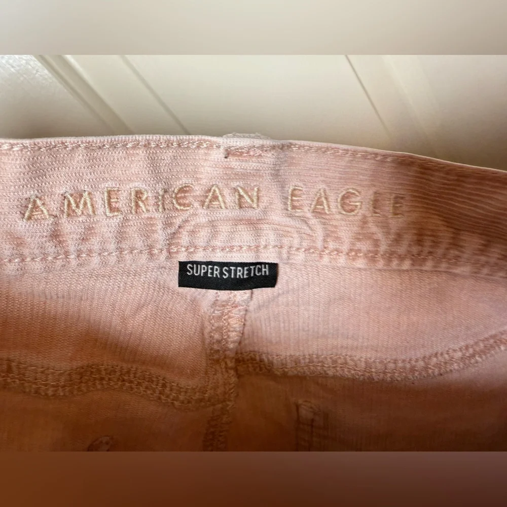 American‎ Eagle Women’s Super Stretch Mom Jeans Pants